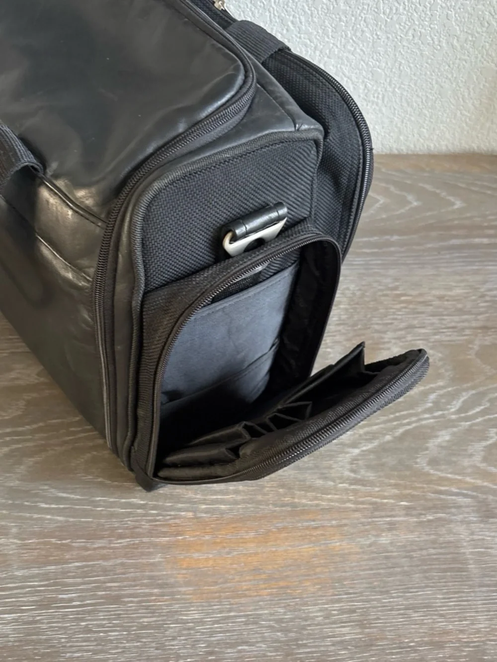 Black Leather Laptop Briefcase with Dual-Zip Closure